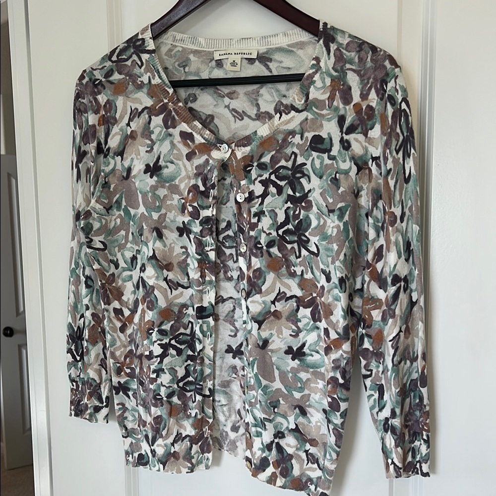 Banana Republic cream/seafoam/tan lightweight cardigan
